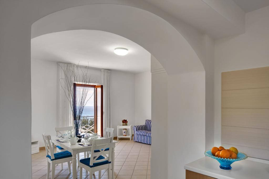 Matisse Nerano By Gocce Apartment Marina del Cantone Phòng bức ảnh